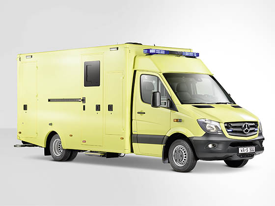 EMERGENCY AMBULANCE/INTENSIVE CARE UNIT 5 T, BOX BODY