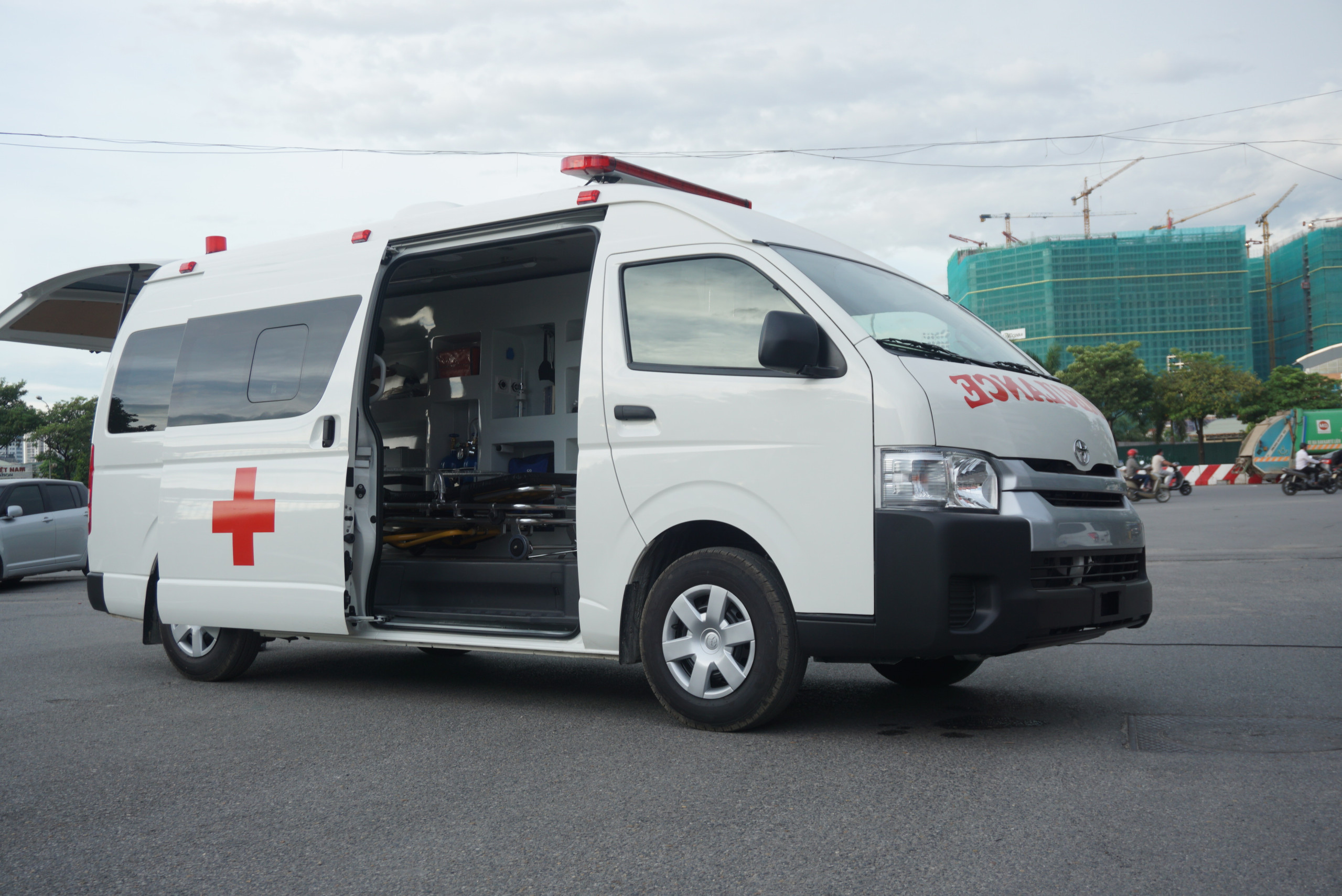 Toyota Hiace Highroof